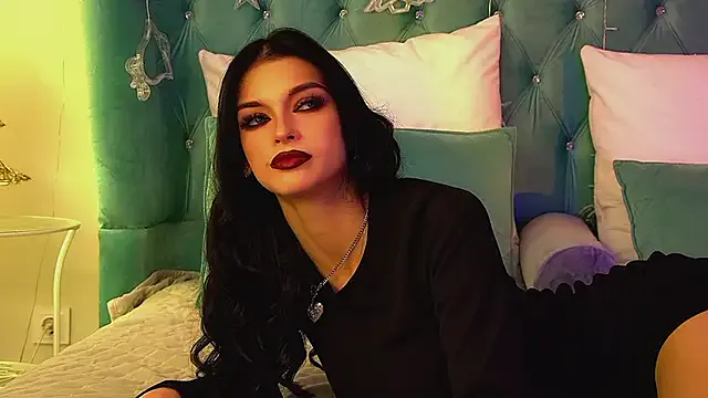 BeverlyMost on StripChat 