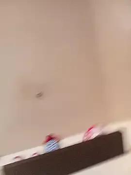 BG8322 on StripChat