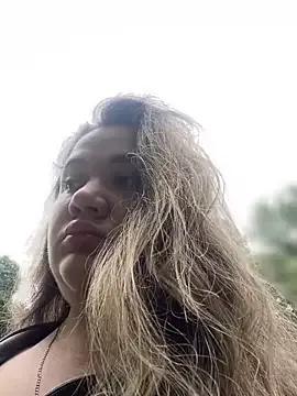 bigass_ladya from StripChat is Freechat