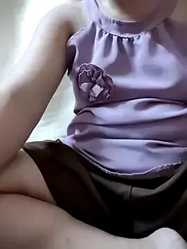 Bigass_squirt from StripChat is Freechat
