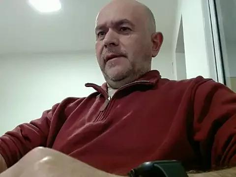 BIGBEARHOT from StripChat