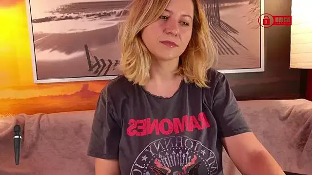 BigBoobsARRI from StripChat