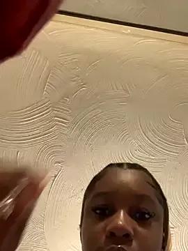 Bigbootykyy from StripChat is Freechat