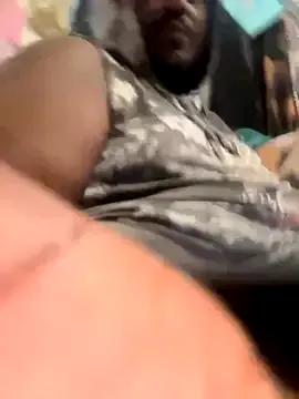 BigBossaNova69 from StripChat