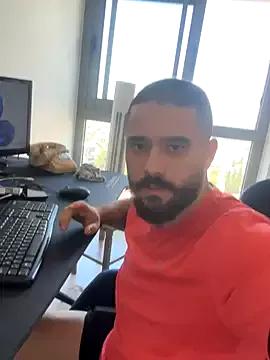 BigBoyXXL35 from StripChat