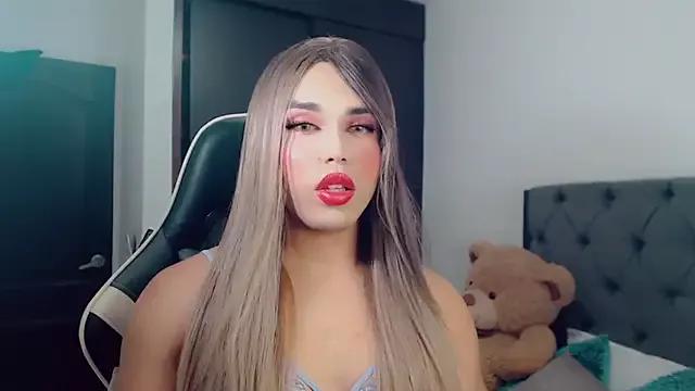 BIGCOCKMIA from StripChat is Freechat