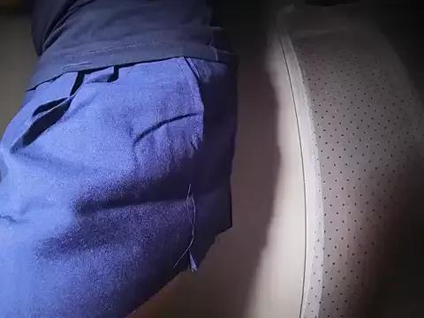 Bigdesidick from StripChat is Freechat