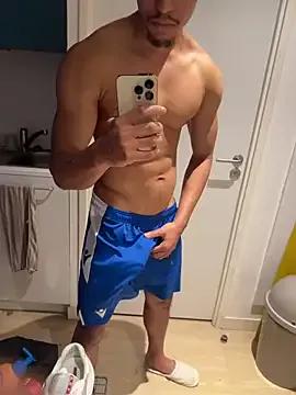 bigDickParis92 from StripChat is Freechat