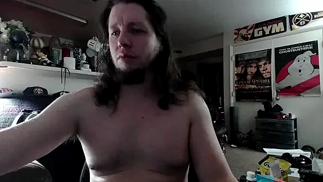 biggerisbetter12 on StripChat 