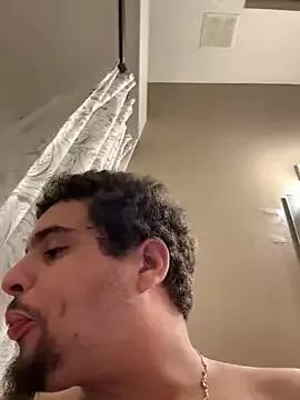 bigitaliandic from StripChat is Freechat