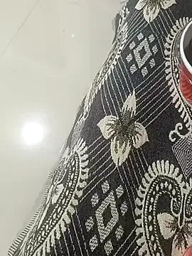 bigtelugubhama from StripChat is Freechat