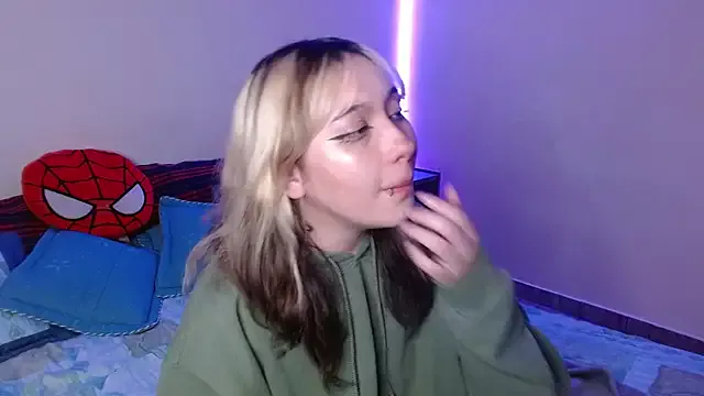 Billie_janne_ from StripChat