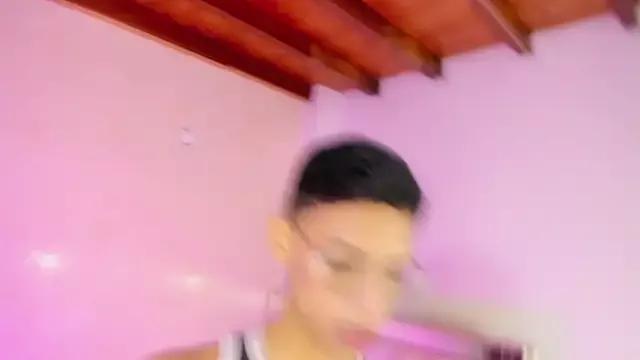 BILLY_JAMEES from StripChat