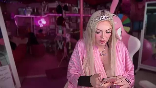 bimbotwerkqueen from StripChat