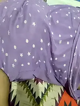 bitch-horny from StripChat is Freechat