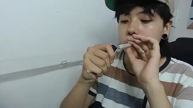 BJkoreanboy from StripChat is Freechat