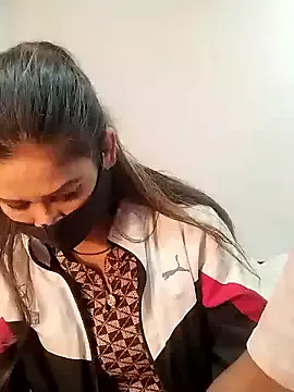 black_and_white_choco from StripChat is Freechat