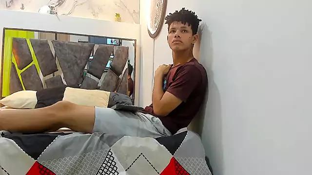 BLACK_GUYS_HOT from StripChat is Freechat