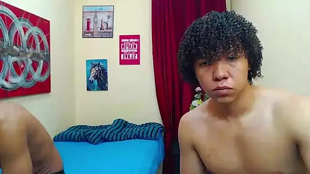 Black_hugecock from StripChat is Freechat