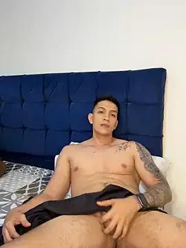 blackbullger_ from StripChat is Freechat