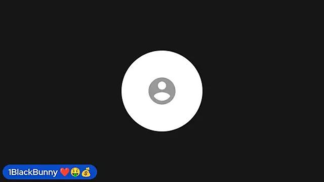 BlackBunnii from StripChat is Freechat