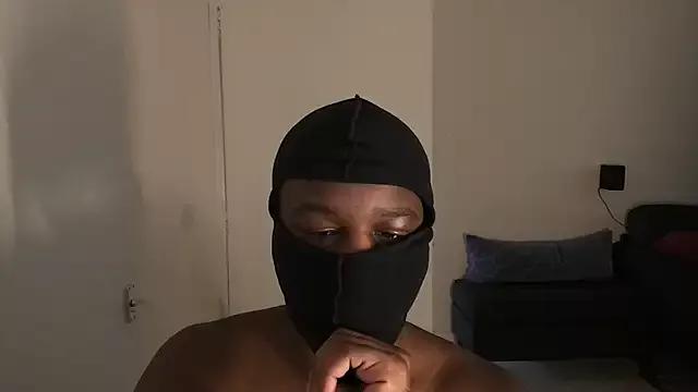 Blackkingz from StripChat is Freechat