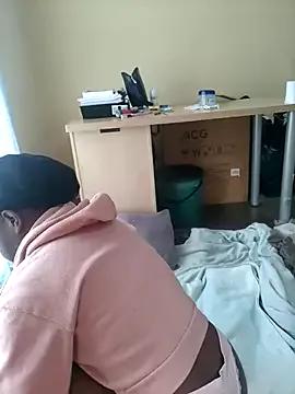 Blacksexkatt from StripChat is Freechat