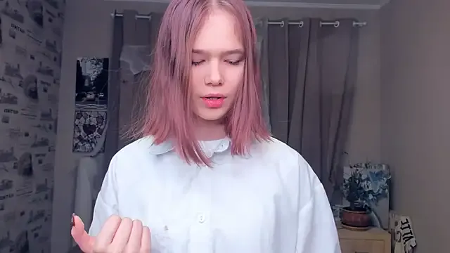 BlairAmmon from StripChat is Freechat