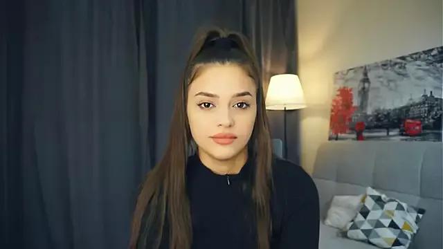 BlissGodbold from StripChat is Freechat