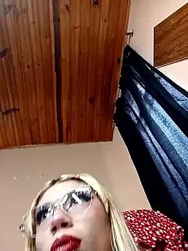 blissYumi on StripChat