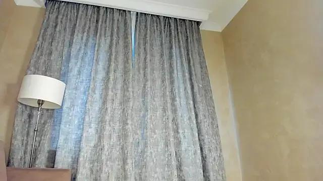 Blond_White from StripChat is Freechat