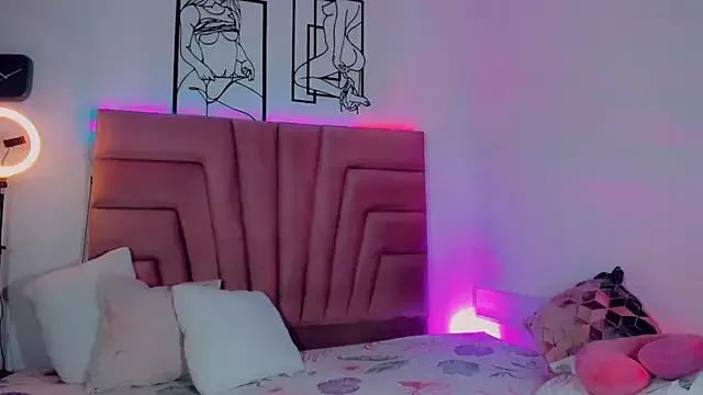 blonder_roux from StripChat is Freechat