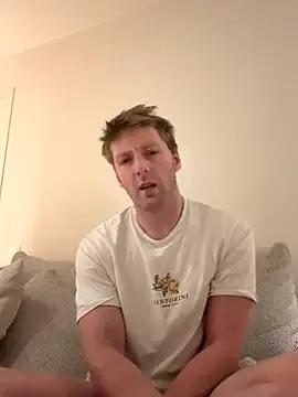 blueblondguy from StripChat is Freechat