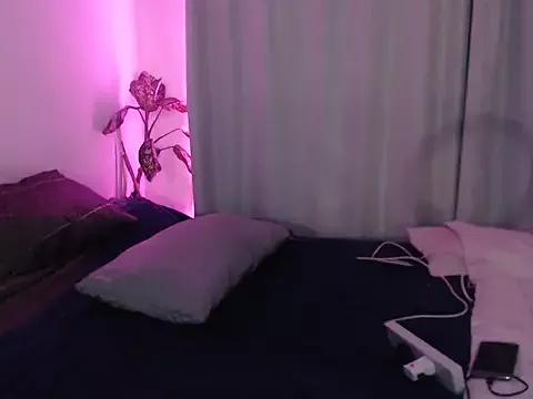 bluegoddessstoned from StripChat is Freechat
