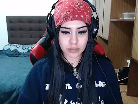 bluegoddessstoned from StripChat is Freechat