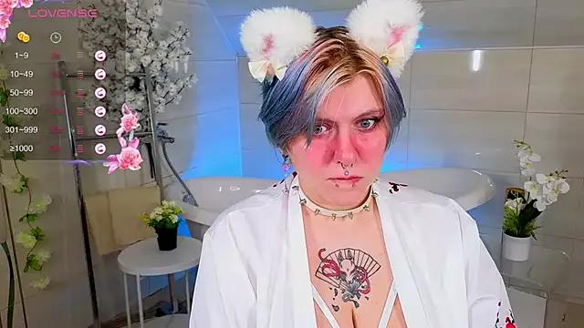 Try our streaming cams variety and talk on a personal level with our adorable girls streamers, showing off their bountiful shapes and dildos.
