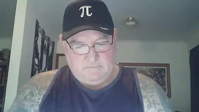 BLUEYEDBEAR69 from StripChat is Freechat