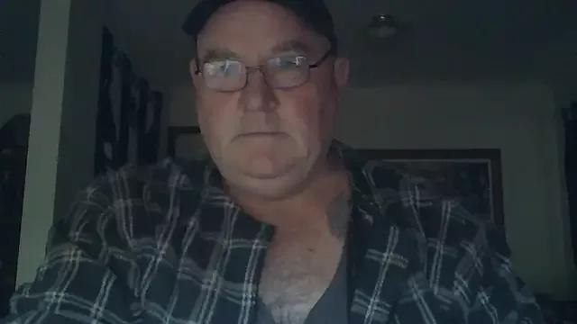 BLUEYEDBEAR69 from StripChat is Freechat