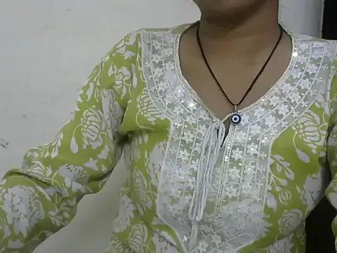 Bold_rashmika from StripChat is Freechat