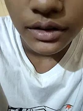 Bombay-Queen from StripChat