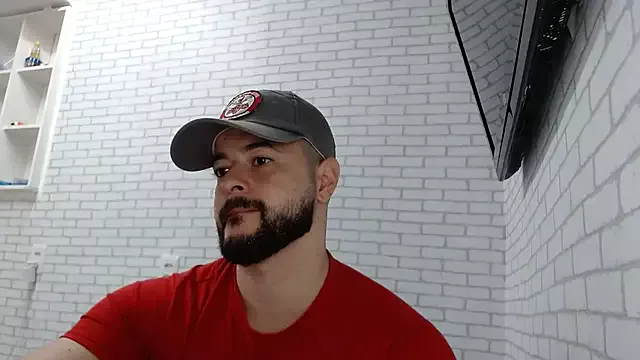 BombeiroHotx from StripChat