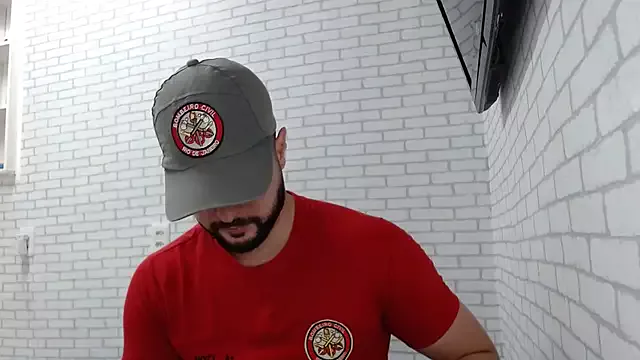 BombeiroHotx from StripChat