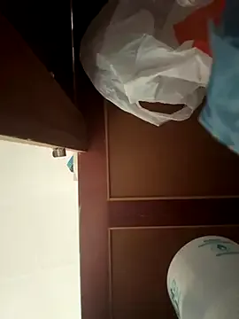 Bombomziin from StripChat