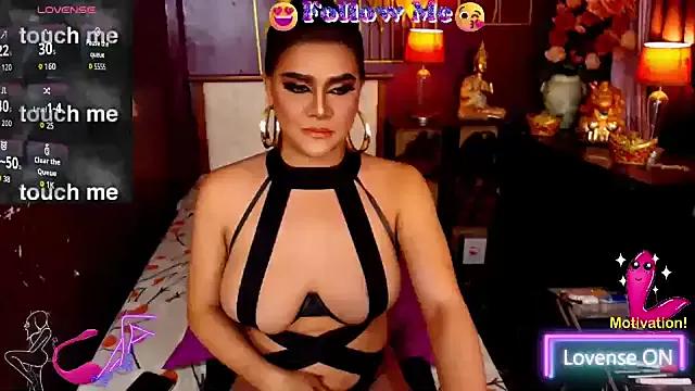 BombshellMARIA from StripChat is Freechat