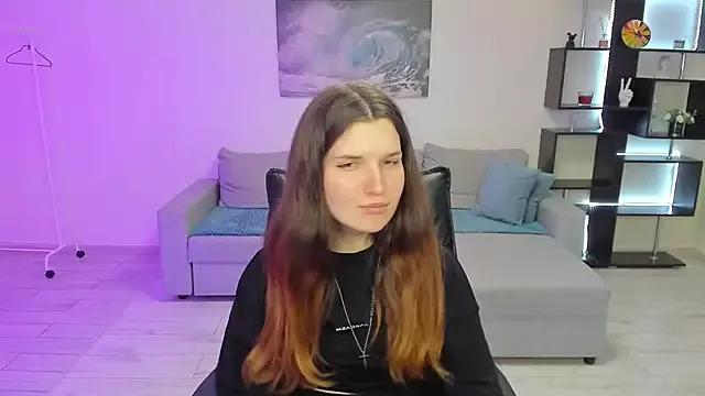 BonneyLove from StripChat