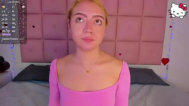 Bonni_Lohans from StripChat