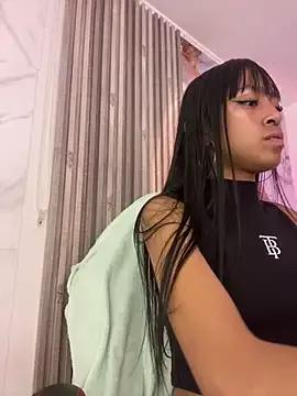 bonnie_18x from StripChat