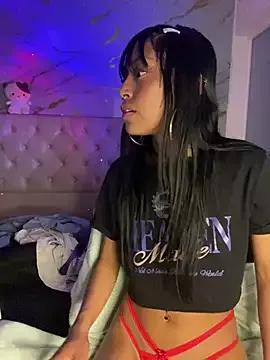 bonnie_18x from StripChat