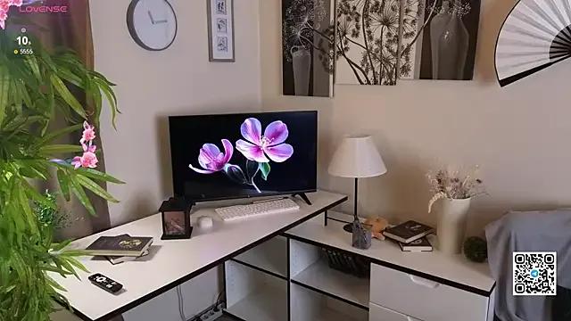 Try our streaming cams variety and talk on a personal level with our adorable girls streamers, showing off their bountiful shapes and dildos.