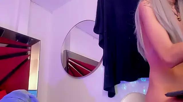 BonnieCute_ from StripChat